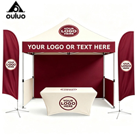 Tente de réception carrée 3x3m en polyester robuste, personnalisée avec logo publicitaire, pour salons professionnels et événements extérieurs