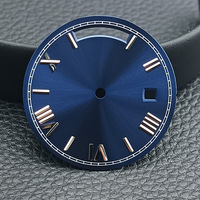 Esfera de Reloj Personalizada OEM de 28.5mm con Acabado Teal, Números Romanos y Ventana de Fecha, Compatible con NH35 o NH36