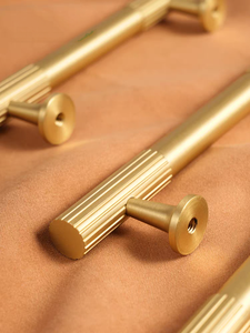 Hochwertige Französische Minimalistische Massivmessing-Schrankknöpfe Schubladengriffe Möbelgriffe Gebürstete Messing-Schranktürgriffe - Product Image 4