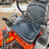 Mini-chenillard Kubota U17-3 haute flexibilité pour l'aménagement paysager et la démolition en intérieur, excavatrice légère de 3700 lb