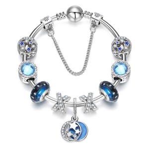 Bracelet magnifique pour femmes, gourmette en forme de croissant de lune ou d'étoiles, cadeau idéal - Product Image 2