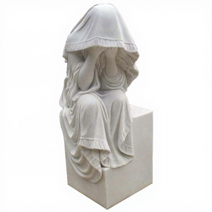 Statue de femme pleureuse en marbre blanc sculpté dans la pierre - Product Image 1