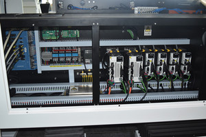 Machine de perçage de trous à 4 axes de haute précision avec moteur linéaire pour cartes de circuits imprimés <span class=keywords><strong>FR1</strong></span>/FR4/CEM1/à noyau métallique - Product Image 4
