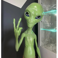 Sculpture d'alien grandeur nature 135 cm, décoration 3D grand format, pièce peinte à la main et finie