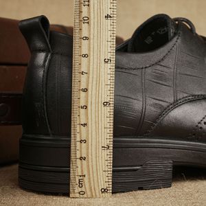 Chaussures Richelieu pour hommes à bout pointu, en cuir véritable, à lacets, semelle extérieure en caoutchouc, pour le bureau et la carrière, toutes saisons, semelle souple, couleur unie, authentiques - Product Image 2