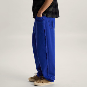 Jean en denim bleu roi uni haut de gamme OEM 2026, coupe droite ample avec bords effilochés, idéal pour les sorties décontractées et le quotidien - Product Image 3