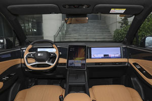 2023 Geely Galaxy L7 Phev Hybrid Car 1.5T DHT 115km elettrico Suv a Gas nuovi veicoli a energia Geely Phev Hybrid Car L7 - Product Image 6