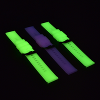 Bracelet de montre en silicone 18mm 20mm 22mm couleur bleu néon rose vert en caoutchouc souple bracelet de montre à la mode qui brille dans le noir