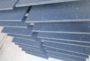 Vente directe d'usine Durable EPDM <span class=keywords><strong>tapis</strong></span> <span class=keywords><strong>de</strong></span> <span class=keywords><strong>sol</strong></span> en caoutchouc intérieur noir Fitness absorbant les chocs Gym écologique étanche anti-dérapant - Product Image 3