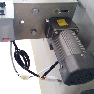 Machine à emballer complètement automatique d'éponge de sucettes glacées de nougat d'éponge horizontale - Product Image 6