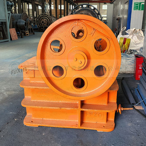 Trituradora de mandíbulas serie PE con capacidad de 15t/h para construcción de carreteras con motor de CA - Product Image 3