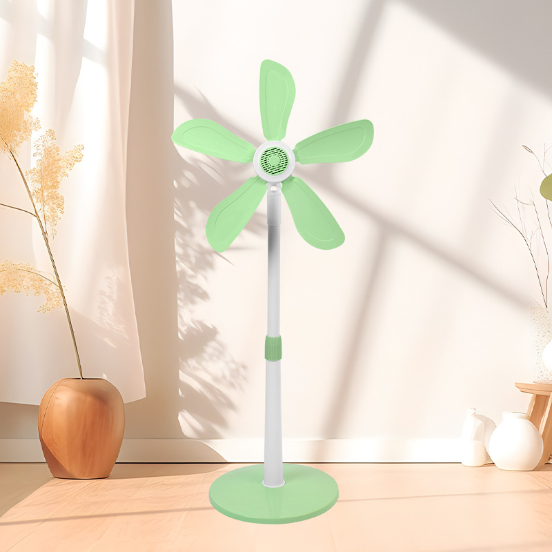 Green floor fan (strong wind)