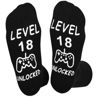 Chaussettes unisexes pour anniversaire de joueur, chaussettes imprimées Level Unlocked, chaussettes cadeaux en coton doux pour adolescents garçons et filles, 13e et 18e anniversaire