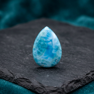 Piedras Preciosas Sueltas de Larimar Natural en Forma de Pera de 5x8 mm, Certificadas por IGI, de Alta Calidad |   0.85 Quilates |   Precio de Fábrica al por Mayor |   Dominicano - Product Image 3
