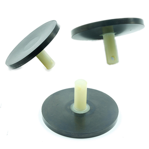 Copo de Sucção de Borracha Moldado Personalizado com Parafuso e Inlay Metálico, Base Antiderrapante, Resistente a Óleo e Combustível, Serviço de Corte Disponível - Product Image 2