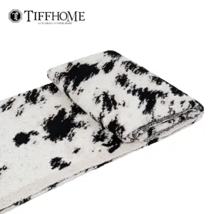 Tiff Home Wholesale Product 130*200cm Custom Organic Black And White Pattern Throw Blankets For Home Decor