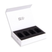 Boîte cadeau magnétique carrée en papier kraft haut de gamme HaoYing avec logo personnalisé, doublure en éponge, emballage rigide recyclable et couvercle magnétique