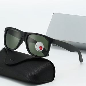 <span class=keywords><strong>Occhiali</strong></span> <span class=keywords><strong>da</strong></span> <span class=keywords><strong>Sole</strong></span> Sportivi Polarizzati di Alta Qualità per Uomo e <span class=keywords><strong>Donna</strong></span>, Design Rettangolare, <span class=keywords><strong>Lenti</strong></span> Sfumate G15 UV400 - Product Image 1