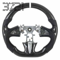 Volante de Fibra de Carbono con Franja Blanca y Cuero Perforado Personalizado para Infiniti Q50 Q60 QX50 QX55 2017-2025