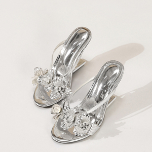 Sandalias de tacón de cuña alto irregular para mujer con flores, zapatos de punta cuadrada abierta, pantuflas con tacón de diseño peculiar - Product Image 4