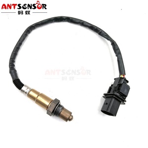 Capteur d'oxygène automobile O2 392102E101 02580070005 Compatible avec <span class=keywords><strong>FIAT</strong></span> GRANDE <span class=keywords><strong>PUNTO</strong></span> 199 <span class=keywords><strong>2005</strong></span>- - Product Image 1