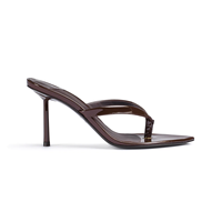 Mules 2026 en cuir vert laminé à talon moyen, style habillé, chaussures de marche pour femme