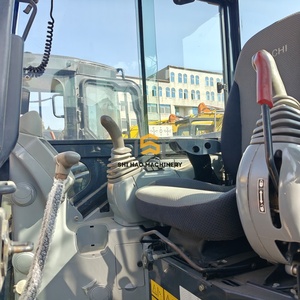 Mini-excavatrice sur chenilles d'occasion Hitachi ZX55USR de haute qualité pour travaux de nivellement, à vendre - Product Image 3