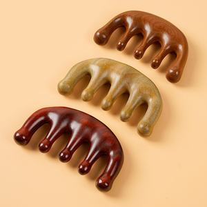 Venta directa de fábrica Nueva llegada Peine de masaje de sándalo natural Peine de meridiano de cabeza Peine de masaje de cuero cabelludo de cara ancha - Product Image 6