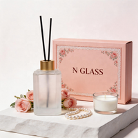 Bouteille vide en verre dépoli blanc pour diffuseur de parfum, 175 ml, avec col doré brossé, forme carrée