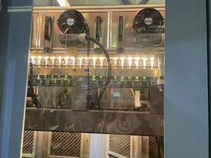 Línea de producción completa de botellas de <span class=keywords><strong>agua</strong></span> <span class=keywords><strong>mineral</strong></span> de gran capacidad 50000BPH para botellas de PET de 0,6 l con el <span class=keywords><strong>mejor</strong></span> servicio - Product Image 5