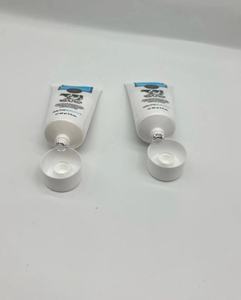 Nouvelle <span class=keywords><strong>meilleure</strong></span> mousse nettoyante éclaircissante au lait pour le <span class=keywords><strong>visage</strong></span> <span class=keywords><strong>2022</strong></span> - Product Image 3