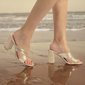 Usine Offre Spéciale Luxe Or Brillant Pantoufles Sandales Femmes Matures Talon Chunky Croix Sangle En Plein Air Été Mode <span class=keywords><strong>Sandale</strong></span> Pantoufles - Product Image 6