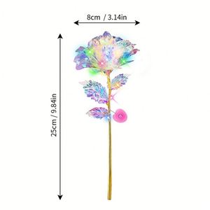 Rosa de Papel Dorado Iridiscente Hecha a Mano - Flor Artificial Colorida con Tallo Dorado para Regalo del Día de San Valentín y Día de la Madre - Product Image 4
