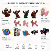 Patchs brodés miniatures personnalisés en gros, motifs animaux mignons (Caniche, Bigfoot, Planète, Libellule), thermocollants et à coudre pour vêtements et sacs