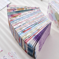 Un paquet de papier artisanal coloré M5, briques de papier perforées, papier de fond coloré pour bullet journals et notes autocollantes