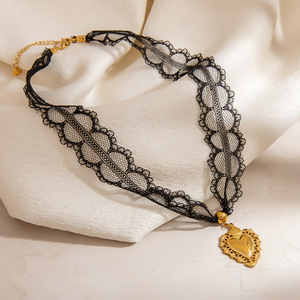 Collar con Colgante de Encaje en Forma de Corazón, Chapado en Oro de 18K, Accesorio de Moda para Fiestas - Product Image 2