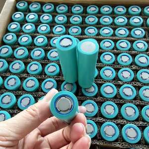 <span class=keywords><strong>Batterie</strong></span> au lithium cylindrique Yicheng Sunshine 21700 5000mAh pour véhicules électriques à deux roues, hoverboards, lampes et lampes de poche - Product Image 4