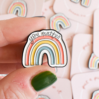 You Matter Épinglette en émail souple en métal en forme d'arc-en-ciel, mignonne, sur le thème de la santé mentale, personnalisée pour thérapeutes, accessoires vestimentaires