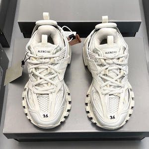 2025年畅销原创品质奢华设计师品牌休闲鞋厚底运动鞋LED灯风格步行鞋 - Product Image 3