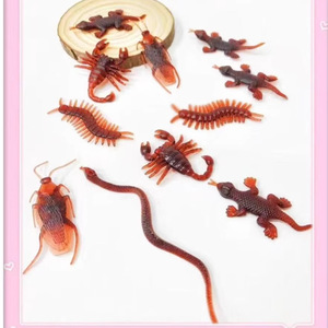 Ensemble de jouets en plastique, modèles d'insectes et d'animaux, cafard réaliste, scorpion, lézard, pour les farces et les blagues, jouet pour enfants - Product Image 1
