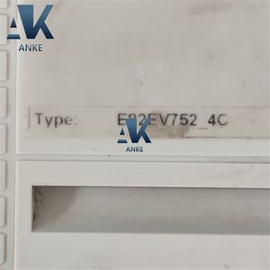 Inversor de frecuencia de servoaccionamiento Lenze E82EV752K4C - Product Image 2