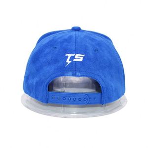 Gorra de lujo personalizada con bordado 3D, forro de seda de color, diseño de 5 paneles en forma de A, de gamuza y terciopelo - Product Image 3