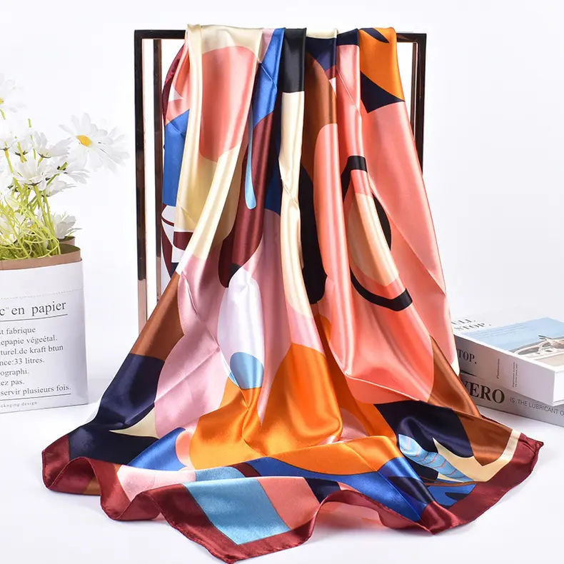 Luxus im Retro-Stil gedruckt 90 cm Satin Seide Viereckige Schal Damen bunte Kopftuch Schals Schal Großhandel
