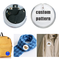 Individuelles Logo Mehrfarbig Blinkende Leuchtende Anstecknadel für Veranstaltungen, Konzerte, Partys, Ausstellungen, Firmen-Werbegeschenke, LED-Pin-Abzeichen