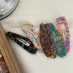 子供のための卸売ファンシー子供用ふわふわかぎ針編みヘアクリップY2K韓国風毛皮のような女の赤ちゃんヘアアクセサリースナップクリップ - Product Image 5