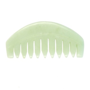 Hellgrüner natürlicher Jade kamm-Kopfhaut massage gerät & Kopf akupunktur werkzeug (44x90mm) für das Ausbaggern und Entspannen von Haarpflege-Meridianen - Product Image 2