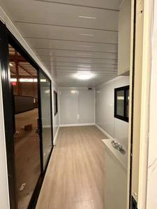 Maison préfabriquée de luxe haut de gamme 20FT 40FT, 3 chambres, extensible, conteneurisée, salle de bain moderne, porte coulissante, couleur personnalisée pour les États-Unis - Product Image 4