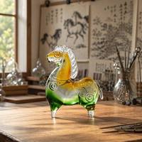 Figurine de cheval en verre Liuli chinois traditionnel fait main, élégante, en cristal, sculpture de cheval Tang, 15x19cm, collection, vente en gros