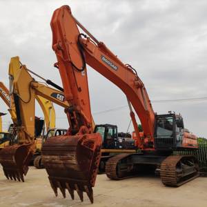 Excavatrice lourde d'origine coréenne DOOSAN DX500 DX300 en bon état - Product Image 2