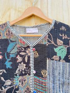 เสื้อกั๊กผ้าฝ้ายลายควิลท์สไตล์วินเทจแจ็กเก็ตเสื้อกั๊กผ้าควิลท์คอวีลายดอกไม้เสื้อแจ็คเก็ตแขนกุดสำหรับผู้หญิงของขวัญวันหยุด - Product Image 5